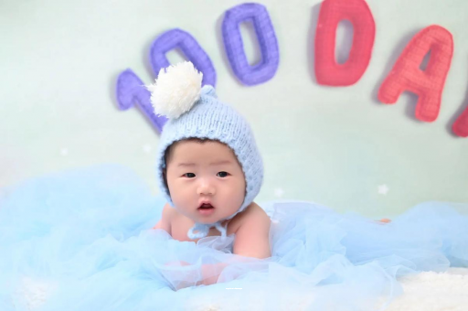 格尔木四个月宝宝会翻身 格尔木四个月宝宝会翻身